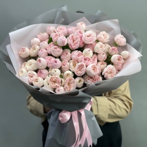 Букет из 25 кустовых роз Мэнсфилд Парк (60 см) в Щелково