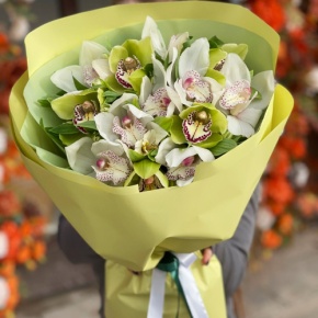 Букет "Бруклин" из орхидей и альстромерий в Щелково