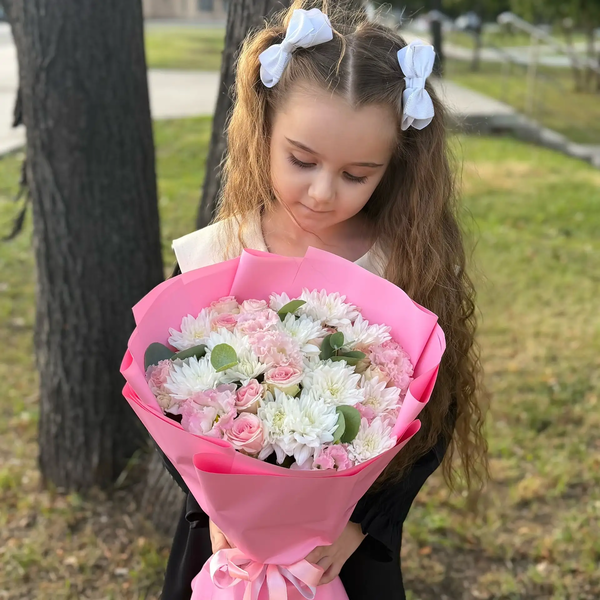 Букет из хризантем, эустом и роз в Щелково