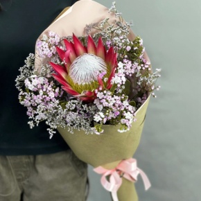 Букет из хамелациума, лимонниума и протеи в Щелково