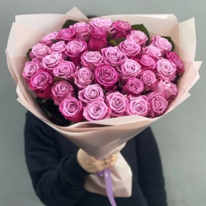 Букет из 51 розы Космик (50 см) в Щелково