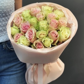 Букет из 21 нежной розы (40 см) в Щелково