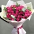 Букет "Малиновый бисквит" из кустовых и пионовидных роз и эвкалипта в Щелково