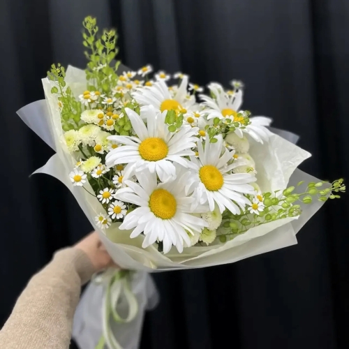 Полевой букет с ромашками и сантини  в Щелково