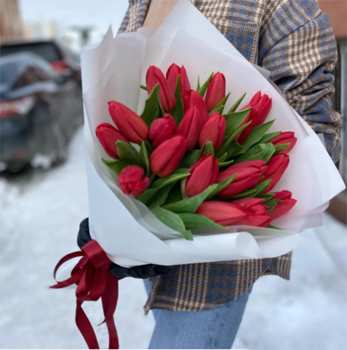 Букет красных тюльпанов в Щелково