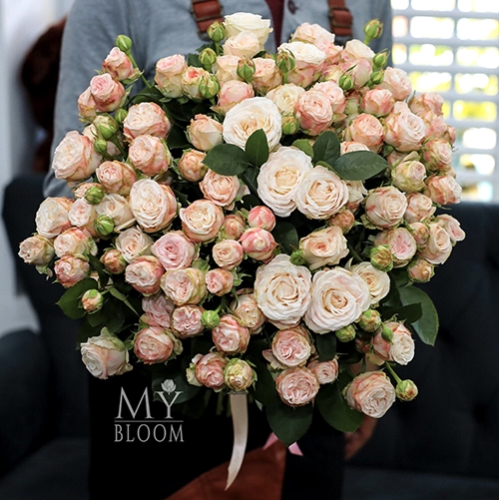 Букет 51 пионовидная роза Бомбастик (60 см) в Щелково