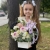 Композиция с георгинами на 1 сентября в белом ящике в Щелково